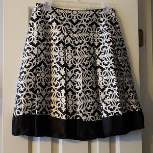 NWT WHBM Black and White Skirt